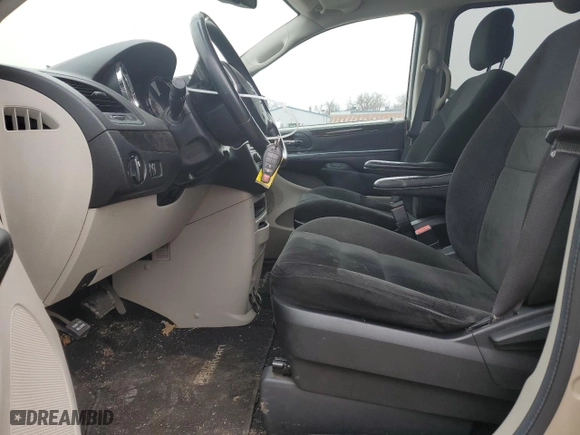 2016 Dodge Grand Caravan Canada Value Package with VIN 2C4RDGBG5GR197097, listed as a Copart auction lot 44458715 with 103,990 mi miles and Salvage Title. Bid and sale history available at carsss.com. Image 7.