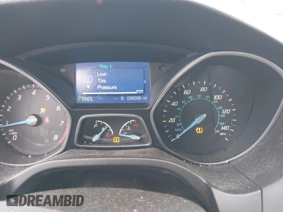 2013 Ford Focus SE z VIN 1FADP3F27DL324354, wystawiony jako IAAI lot #41909025 z przebiegiem 99 096 mil mil oraz . Historia ofert i sprzedaży dostępna na DreamBid. Obrazek 7.
