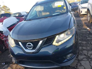 2016 Nissan Rogue SL z VIN 5N1AT2MT9GC782556, wystawiony jako IAAI lot #41833213 z przebiegiem 152 236 mil mil oraz . Historia ofert i sprzedaży dostępna na DreamBid. Obrazek 12.