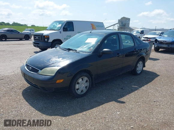 2007 Ford Focus S с VIN 1FAFP34N67W302628, выставлен на аукционе IAAI как лот 42517438 с пробегом 163 343 миль миль и . История ставок и продаж доступна на DreamBid. Изображение 2.