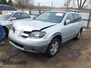 2003 Mitsubishi Outlander XLS with VIN JA4LX41G93U022114, listed as a IAAI auction lot 41776928 with 334,774 mi miles. Bid and sale history available at carsss.com. Image 2.