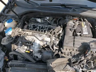 2014 Volkswagen Golf TDI w/Sunroof & Nav с VIN WVWDM7AJ7EW006825, выставлен на аукционе IAAI как лот 42505465 с пробегом 81 833 миль миль и . История ставок и продаж доступна на DreamBid. Изображение 10.