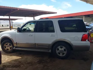 2004 Ford Expedition Eddie Bauer with VIN 1FMFU17L34LA57247, listed as a IAAI auction lot 39279271 with 152,511 mi miles. Bid and sale history available at carsss.com. Image 14.