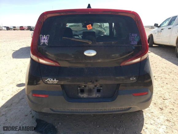 2020 Kia Soul EX with VIN KNDJ33AU3L7013450, listed as a Copart auction lot 45288145 with 68,837 mi miles and Salvage Title. Bid and sale history available at carsss.com. Image 6.