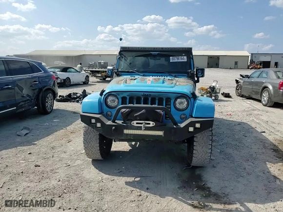 2018 Jeep Wrangler JK Unlimited Sahara with VIN 1C4BJWEG8JL882906, listed as a Copart auction lot 68796164 with 0 mi miles and Salvage Title. Bid and sale history available at carsss.com. Image 12.