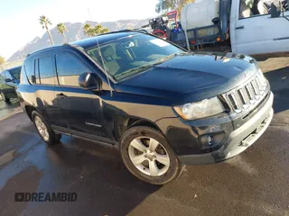 2014 Jeep Compass Sport with VIN 1C4NJCBB2ED752995, listed as a IAAI auction lot 41392673 with 172,764 mi miles. Bid and sale history available at carsss.com. Image 1.
