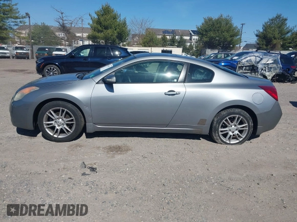 2008 Nissan Altima 3.5 SE with VIN 1N4BL24E88C148687, listed as a IAAI auction lot 41835629 with 217,842 mi miles. Bid and sale history available at carsss.com. Image 14.