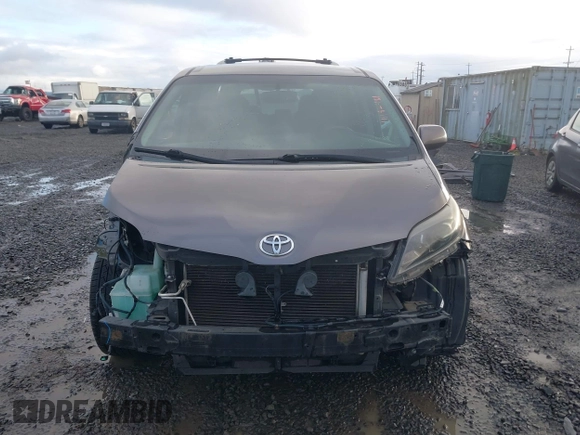 2015 Toyota Sienna SE with VIN 5TDXK3DC2FS540681, listed as a IAAI auction lot 41192481 with 108,782 mi miles and . Bid and sale history available at DreamBid. Image 13.