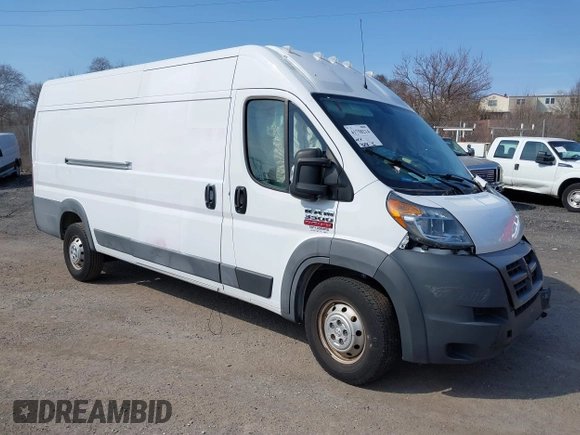 2018 Ram ProMaster Cargo with VIN 3C6URVJG1JE152160, listed as a IAAI auction lot 41758214 with 91,856 mi miles. Bid and sale history available at carsss.com. Image 1.