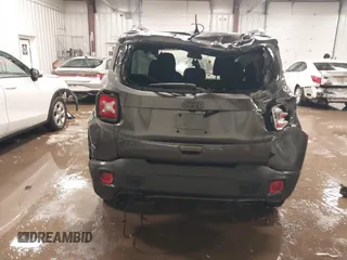 2021 Jeep Renegade Latitude with VIN ZACNJDBB1MPM71726, listed as a IAAI auction lot 41607723 with 30,655 mi miles. Bid and sale history available at carsss.com. Image 16.
