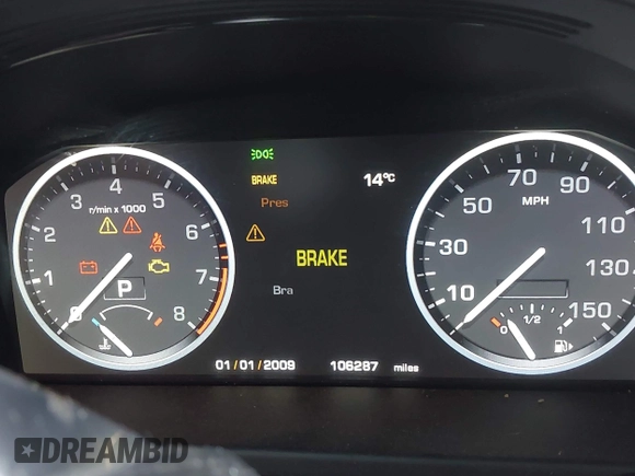 2011 Land Rover Range Rover HSE with VIN SALME1D48BA331212, listed as a IAAI auction lot 42312320 with 106,287 mi miles and . Bid and sale history available at DreamBid. Image 7.