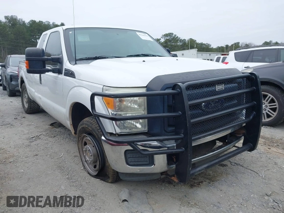 2012 Ford Super Duty F-250 SRW XL with VIN 1FT7X2A68CEB58554, listed as a IAAI auction lot 41366350 with 147,085 mi miles. Bid and sale history available at carsss.com. Image 1.