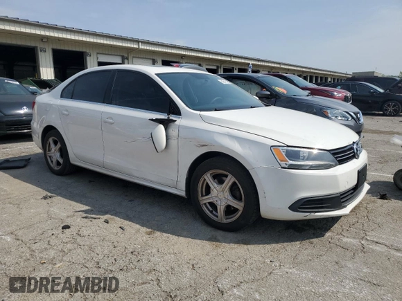 2013 Volkswagen Jetta SE with VIN 3VWDP7AJ4DM351667, listed as a Copart auction lot 54541425 with 185,854 mi miles and Salvage title. Bid and sale history available at DreamBid. Image 4.