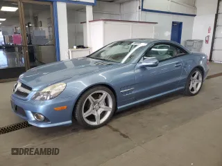 2011 Mercedes-Benz SL 550 z VIN WDBSK7BA2BF165452, wystawiony jako Copart lot #56489445 z przebiegiem Nie podano mil oraz Szkoda całkowita • Salvage title. Historia ofert i sprzedaży dostępna na DreamBid. Obrazek 1.