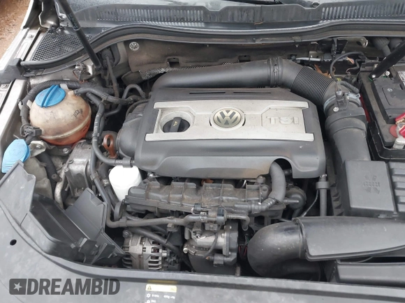 2013 Volkswagen CC Sport with VIN WVWBP7AN1DE520434, listed as a IAAI auction lot 41565789 with 273,503 mi miles. Bid and sale history available at carsss.com. Image 10.