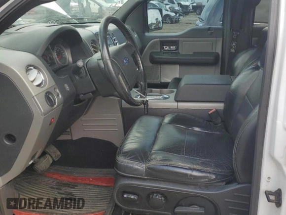 2004 Ford F-150 XLT with VIN 1FTPW14524KB96588, listed as a Copart auction lot 65389175 with 238,182 mi miles and Clean title. Bid and sale history available at DreamBid. Image 7.