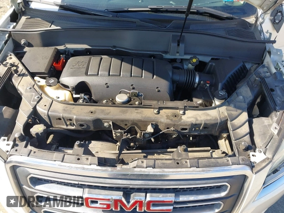 2013 GMC Acadia SLT with VIN 1GKKVRKD5DJ153329, listed as a IAAI auction lot 42039953 with 130,688 mi miles. Bid and sale history available at carsss.com. Image 10.