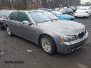 2008 BMW 7 Series 750Li with VIN WBAHN83518DT77870, listed as a IAAI auction lot 41963717 with 86,108 mi miles and . Bid and sale history available at carsss.com. Image 1.
