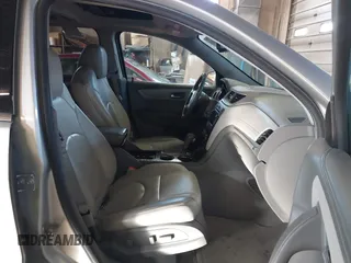 2015 Chevrolet Traverse LT with VIN 1GNKVHKD3FJ290821, listed as a IAAI auction lot 41496009 with 191,694 mi miles and . Bid and sale history available at DreamBid. Image 5.