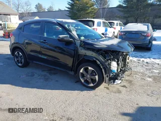 2018 Honda HR-V EX-L Navi with VIN 3CZRU5H76JM709888, listed as a IAAI auction lot 41307991 with 92,994 mi miles. Bid and sale history available at carsss.com. Image 1.