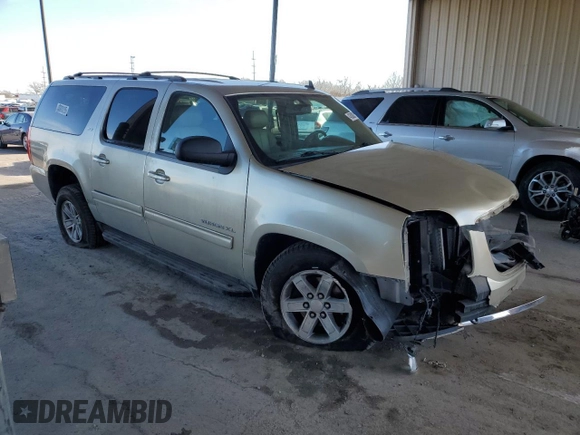 2014 GMC Yukon XL SLT with VIN 1GKS1KE09ER188163, listed as a Copart auction lot 43008295 with 99,479 mi miles and Salvage Title. Bid and sale history available at carsss.com. Image 4.