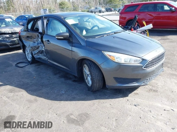 2017 Ford Focus SE with VIN 1FADP3F2XHL312253, listed as a IAAI auction lot 41480167 with 86,459 mi miles. Bid and sale history available at carsss.com. Image 1.