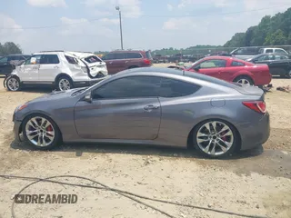 2015 Hyundai Genesis Coupe Ultimate with VIN KMHHU6KJ0FU129983, listed as a IAAI auction lot 42420357 with 104,870 mi miles and . Bid and sale history available at DreamBid. Image 14.