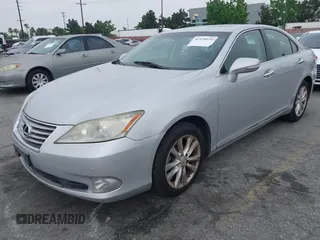 2010 Lexus ES 330 z VIN JTHBK1EG9A2386744, wystawiony jako IAAI lot #42378931 z przebiegiem 156 822 mil mil oraz . Historia ofert i sprzedaży dostępna na DreamBid. Obrazek 21.