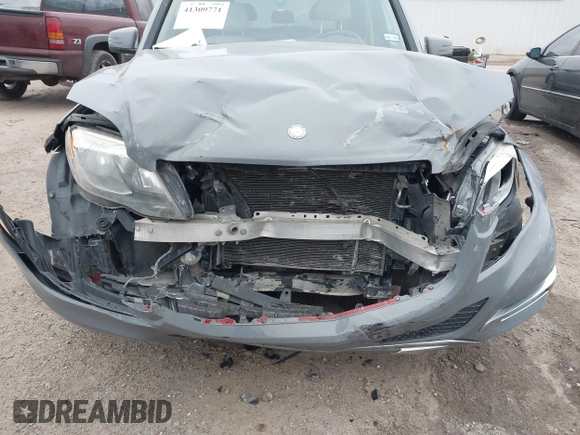 2013 Mercedes-Benz GLK 350 with VIN WDCGG8JB5DG077074, listed as a IAAI auction lot 41309771 with 176,151 mi miles and . Bid and sale history available at DreamBid. Image 6.