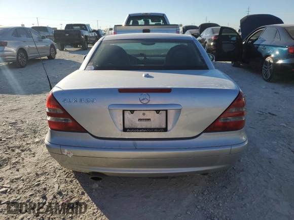 2004 Mercedes-Benz SLK-Class with VIN WDBKK65FX4F300214, listed as a Copart auction lot 82160974 with 75,964 mi miles and Salvage Title. Bid and sale history available at carsss.com. Image 6.