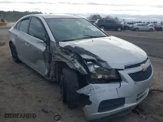 2011 Chevrolet Cruze LT w/1FL with VIN 1G1PE5S96B7223364, listed as a IAAI auction lot 41124993 with 202,968 mi miles. Bid and sale history available at carsss.com. Image 1.