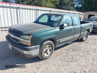 2004 Chevrolet Silverado 1500 LS with VIN 2GCEC19T741274239, listed as a IAAI auction lot 40461498 with 263,905 mi miles. Bid and sale history available at carsss.com. Image 2.