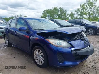 2012 Mazda 3 i Touring z VIN JM1BL1L73C1673944, wystawiony jako IAAI lot #42342264 z przebiegiem 172 425 mil mil oraz . Historia ofert i sprzedaży dostępna na DreamBid. Obrazek 1.