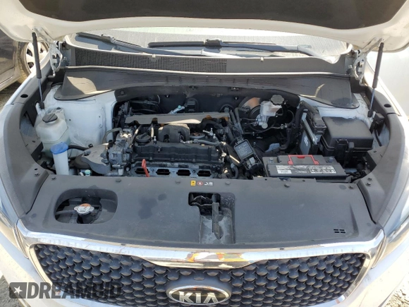 2018 Kia Sorento L with VIN 5XYPG4A31JG346631, listed as a Copart auction lot 50073165 with 126,182 mi miles and Clean Title. Bid and sale history available at carsss.com. Image 12.
