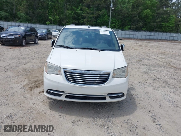 2011 Chrysler Town & Country Limited with VIN 2A4RR6DG8BR714484, listed as a IAAI auction lot 42155728 with 181,162 mi miles. Bid and sale history available at carsss.com. Image 6.