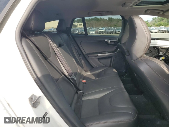 2016 Volvo V60 T5 z VIN YV4612HK2G1005209, wystawiony jako Copart lot #54022275 z przebiegiem 119 680 mil mil oraz Szkoda całkowita • Salvage title. Historia ofert i sprzedaży dostępna na DreamBid. Obrazek 11.