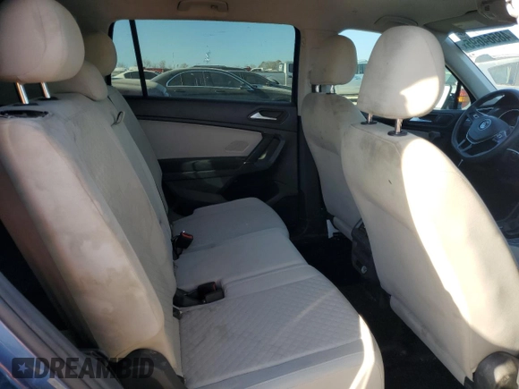 2020 Volkswagen Tiguan S z VIN 3VV1B7AX2LM059587, wystawiony jako Copart lot #48564695 z przebiegiem 178 661 mil mil oraz Czysty tytuł • Clean title. Historia ofert i sprzedaży dostępna na DreamBid. Obrazek 10.