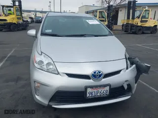 2015 Toyota Prius Four with VIN JTDKN3DU8F2003525, listed as a IAAI auction lot 41490038 with 84,906 mi miles. Bid and sale history available at carsss.com. Image 12.