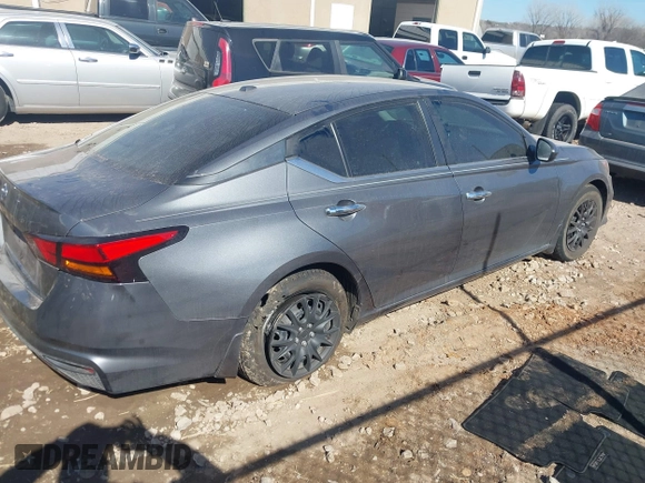 2019 Nissan Altima S with VIN 1N4BL4BV4KC138373, listed as a IAAI auction lot 41653121 with 177,398 mi miles and . Bid and sale history available at DreamBid. Image 4.