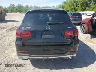 2022 Mercedes-Benz GLC 300 z VIN W1N0G8EB1NV371904, wystawiony jako Copart lot #56393595 z przebiegiem Nie podano mil oraz Nie do naprawy • Non repairable. Historia ofert i sprzedaży dostępna na DreamBid. Obrazek 6.