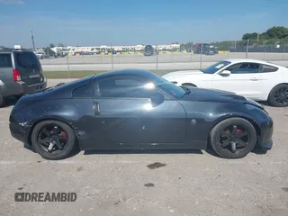2003 Nissan 350Z Enthusiast with VIN JN1AZ34D83T107831, listed as a IAAI auction lot 41474603 with 135,137 mi miles. Bid and sale history available at carsss.com. Image 13.