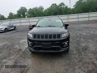 2019 Jeep Compass Altitude z VIN 3C4NJDBB0KT696230, wystawiony jako Copart lot #61280845 z przebiegiem 95 925 mil mil oraz Szkoda całkowita • Salvage title. Historia ofert i sprzedaży dostępna na DreamBid. Obrazek 15.