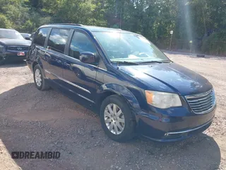 2014 Chrysler Town & Country Touring z VIN 2C4RC1BG1ER208075, wystawiony jako IAAI lot #40426599 z przebiegiem 170 189 mil mil oraz . Historia ofert i sprzedaży dostępna na DreamBid. Obrazek 1.