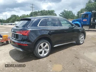 2021 Audi Q5 Premium Plus with VIN WA1BAAFY9M2081092, listed as a Copart auction lot 61368775 with 45,278 mi miles and Salvage title. Bid and sale history available at DreamBid. Image 3.