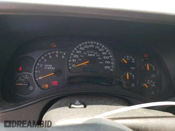2003 GMC Sierra 1500HD SLE z VIN 1GTGC13U73F105405, wystawiony jako Copart lot #76817714 z przebiegiem 213 665 mil mil oraz Szkody całkowita. Historia ofert i sprzedaży dostępna na DreamBid. Obrazek 9.