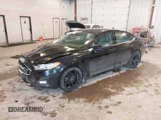 2019 Ford Fusion SE with VIN 3FA6P0HD3KR229021, listed as a IAAI auction lot 41576389 with 123,286 mi miles. Bid and sale history available at carsss.com. Image 17.