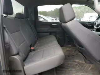 2019 Chevrolet Silverado 1500 LT with VIN 3GCUYDED5KG177722, listed as a Copart auction lot 43308115 with 145,273 mi miles and Salvage Title. Bid and sale history available at carsss.com. Image 10.