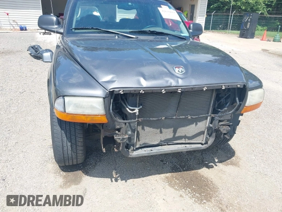 2001 Dodge Dakota with VIN 1B7HL2AX01S338909, listed as a IAAI auction lot 42639655 with 111,858 mi miles and . Bid and sale history available at DreamBid. Image 6.