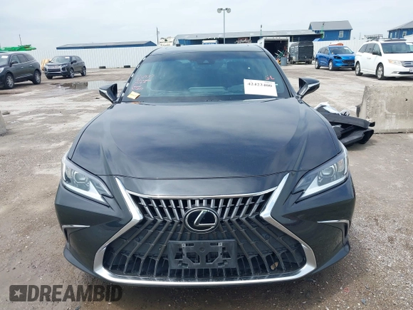2022 Lexus ES 350 z VIN 58ADZ1B10NU124891, wystawiony jako IAAI lot #42422400 z przebiegiem 114 739 mil mil oraz . Historia ofert i sprzedaży dostępna na DreamBid. Obrazek 13.