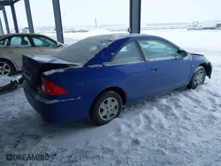 2005 Honda Civic Cpe VP with VIN 1HGEM21165L016353, listed as a IAAI auction lot 41500443 with 151,588 mi miles. Bid and sale history available at carsss.com. Image 4.